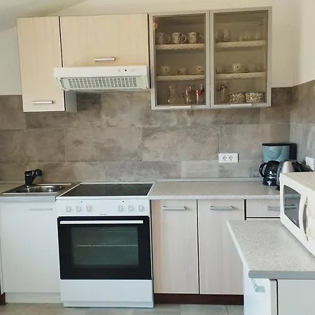 Apartment Apartman Radovanka