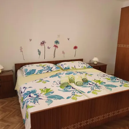 Apartment Apartman Radovanka